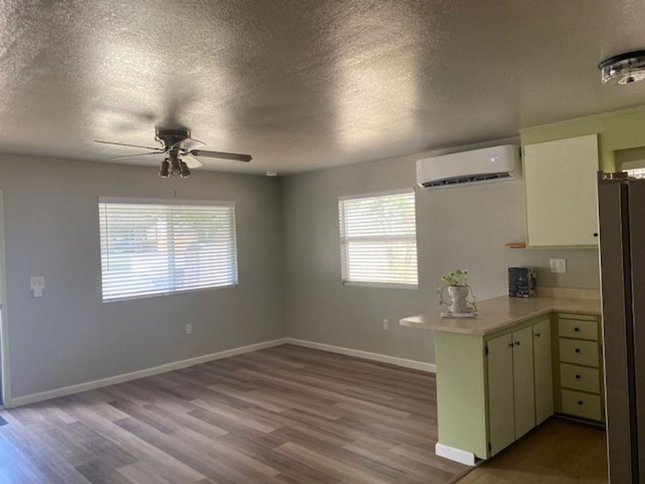 1805 Diamond St - Photo 2 of 8