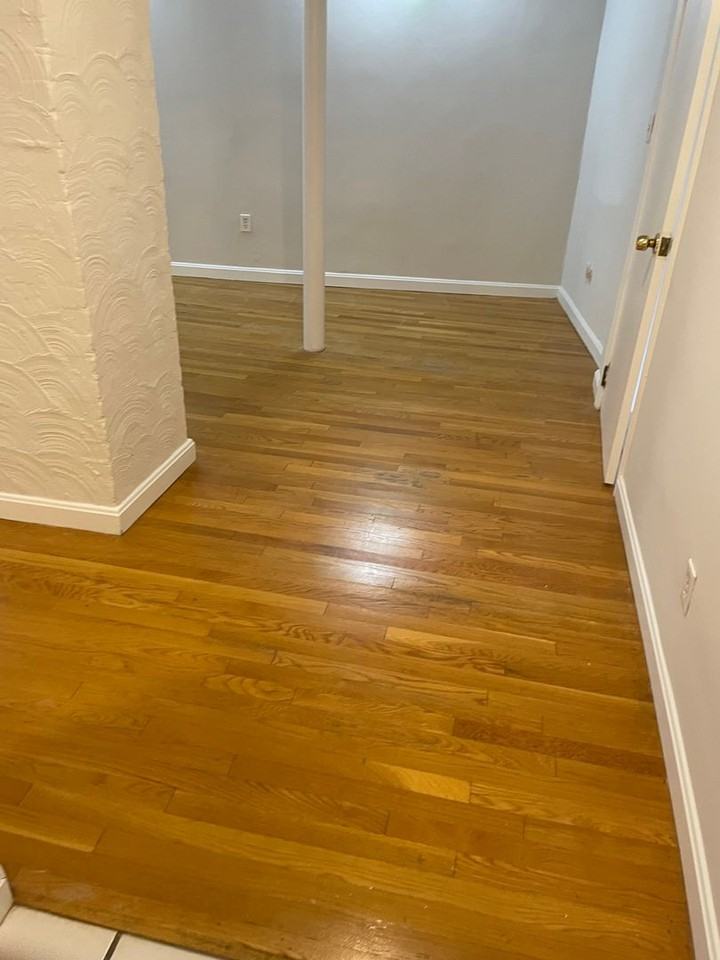 77 Pleasant St - Photo 5 of 10