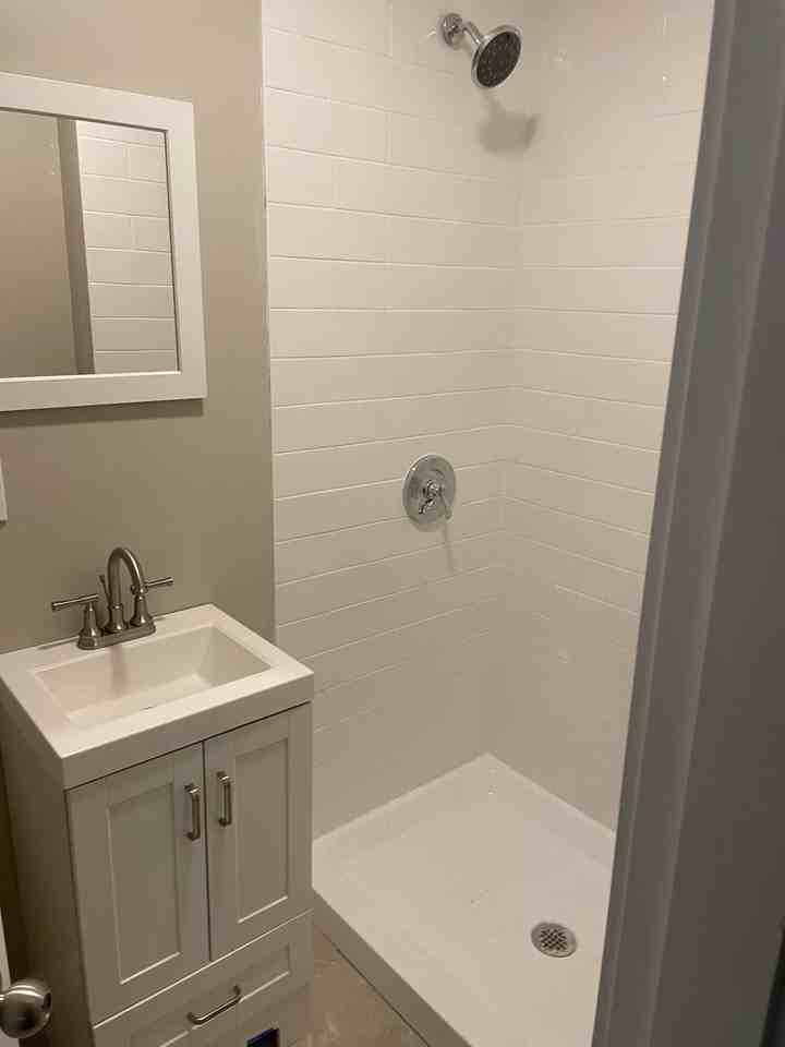 75 Bigelow St - Photo 5 of 17