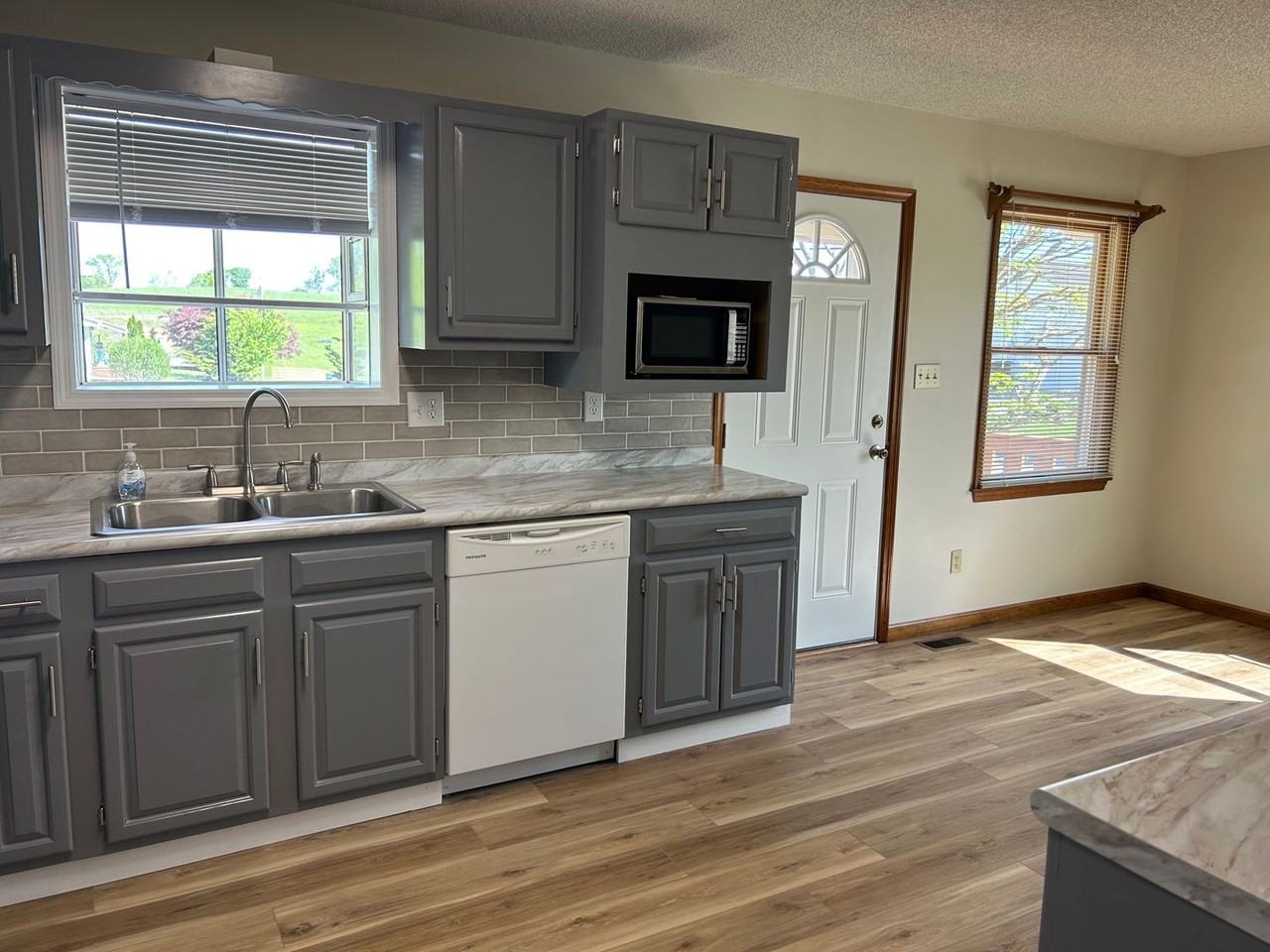 304 Old Stage Rd - Photo 4 of 21