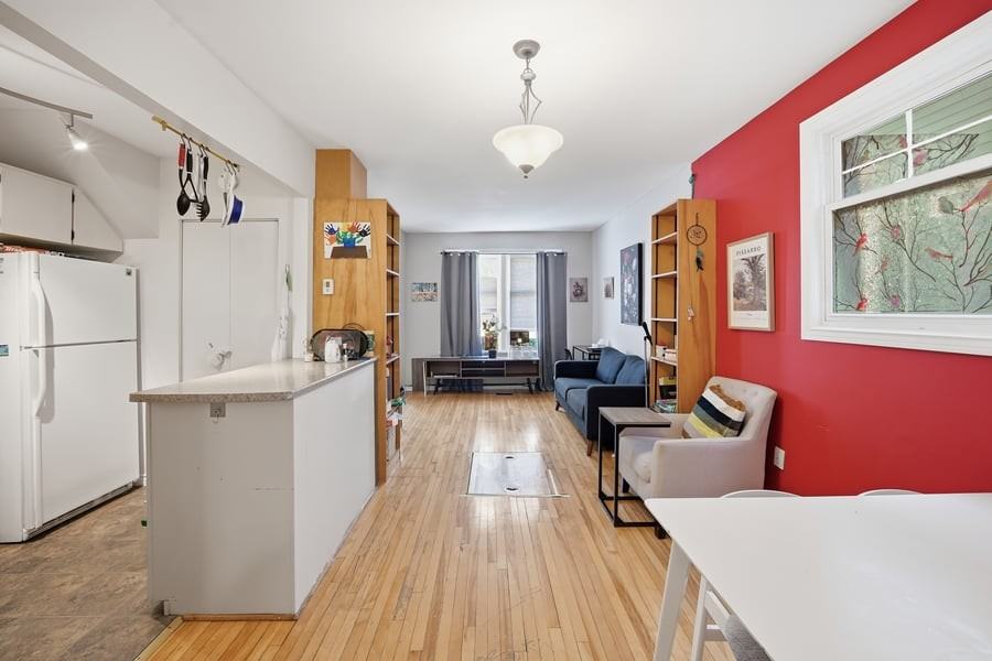 556 Melbourne Avenue - Photo 4 of 14