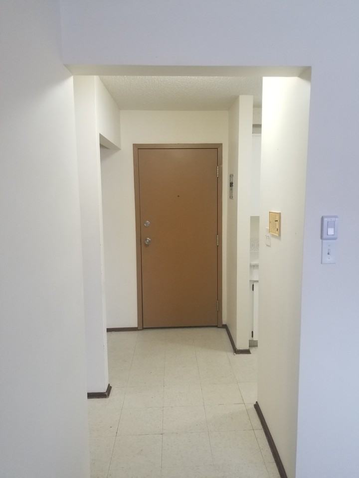 204, 10824-112 Street NW - Photo 6 of 11