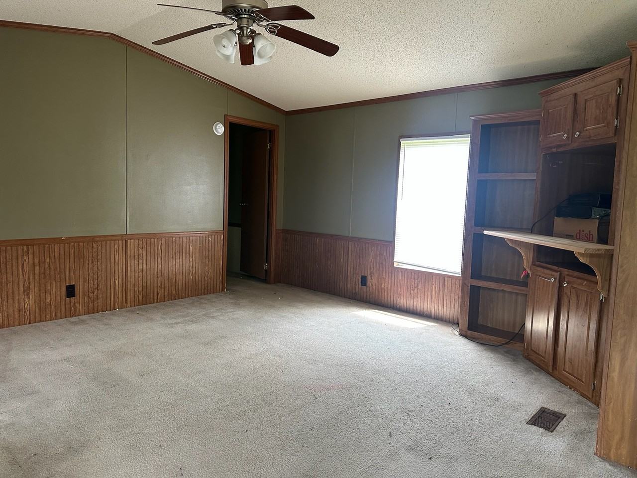 182 Clements Rd #1 - Photo 4 of 17