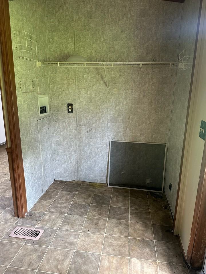 182 Clements Rd #1 - Photo 7 of 17