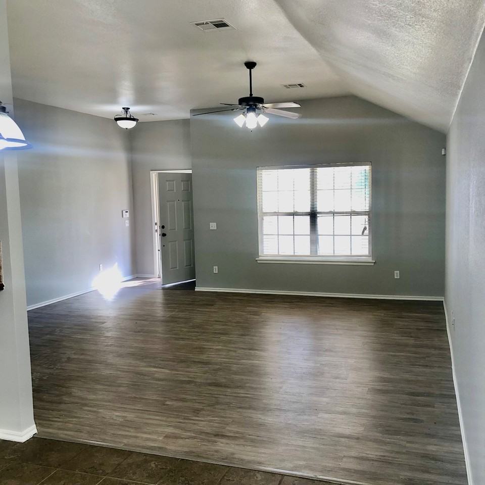 233 Spring Creek Rd #1 - Photo 2 of 15