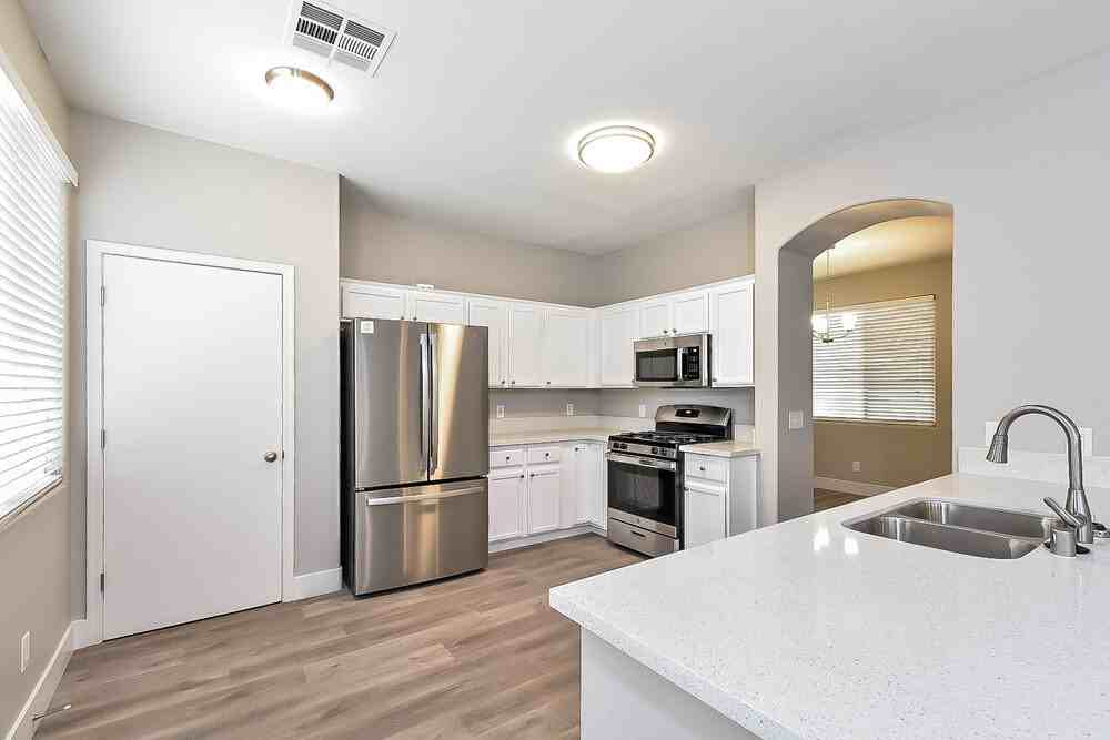 7648 Certitude Ave - Photo 7 of 17