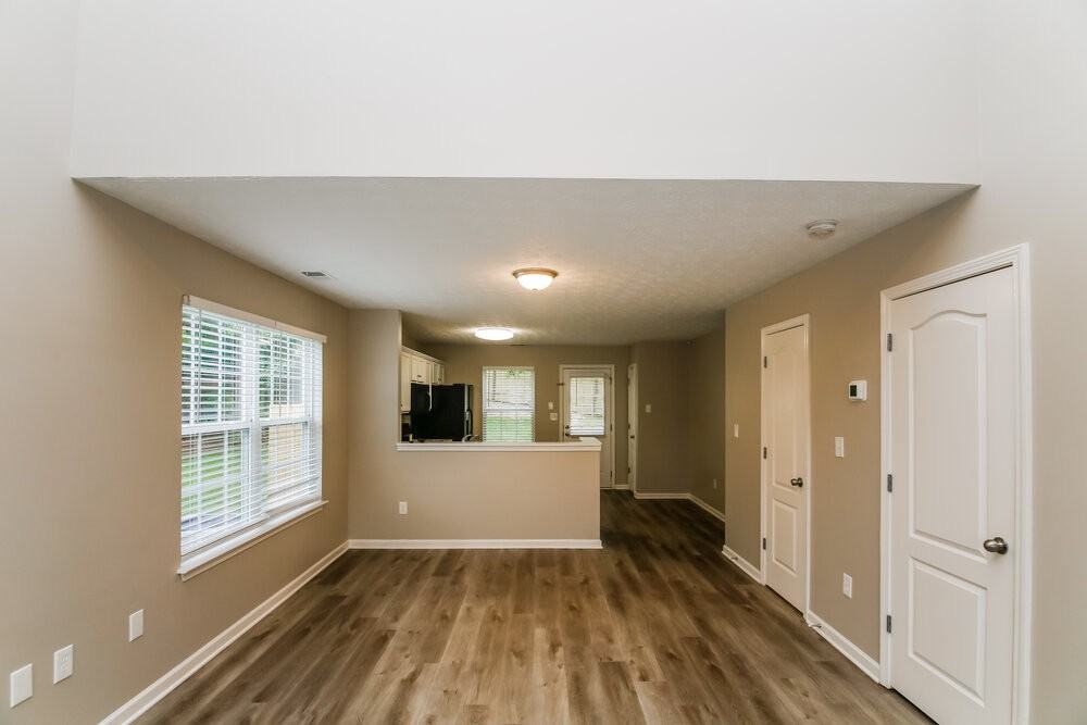 100 St Ann Cir - Photo 7 of 17