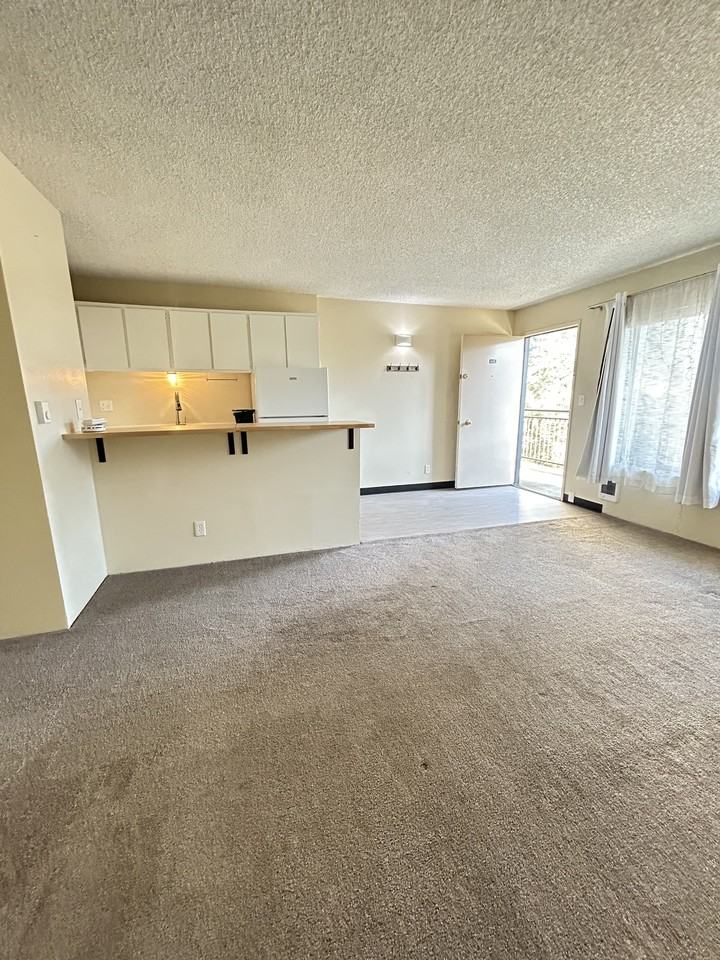 4131 11th Ave Ne #801