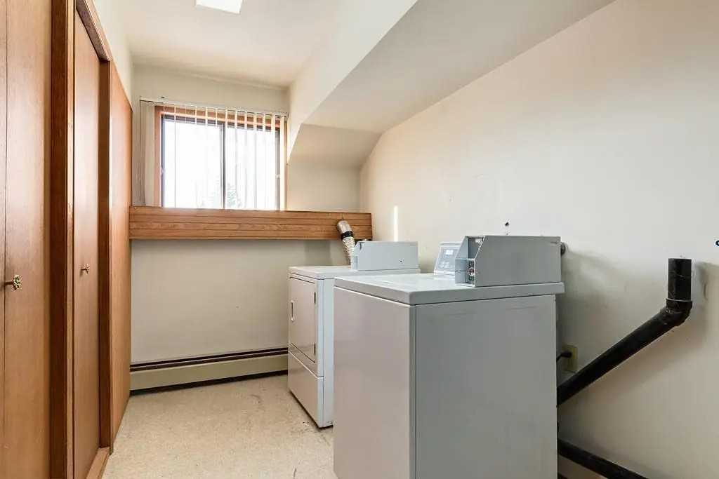 Scherer Apartments - Photo 6 of 10