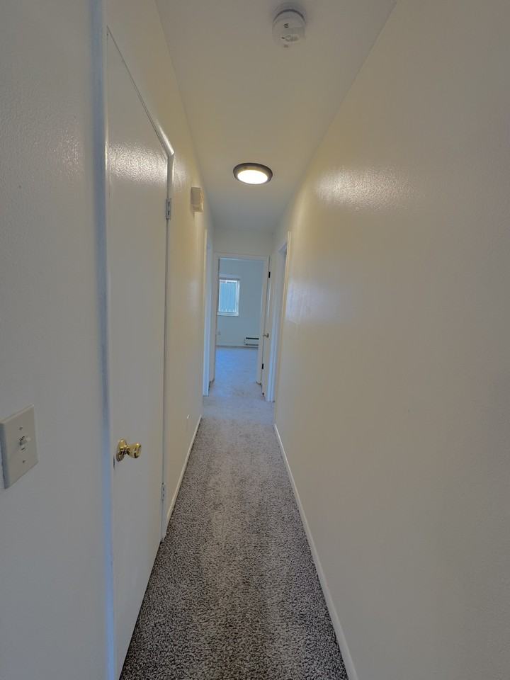 415 Grandin AvenueUNIT B #415B - Photo 6 of 6