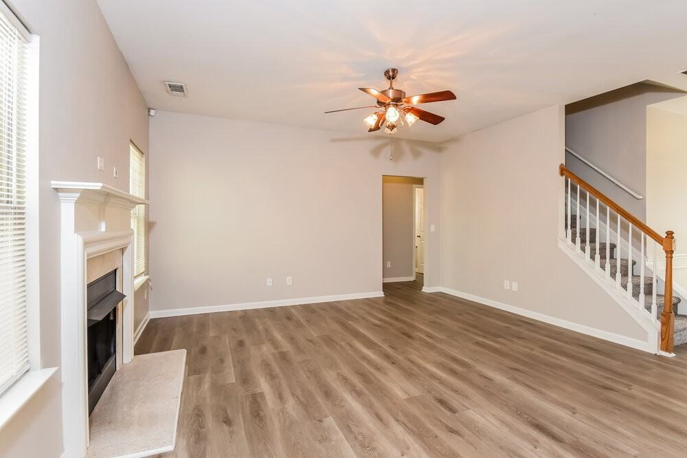 250 Alamosa Path Sw - Photo 4 of 17