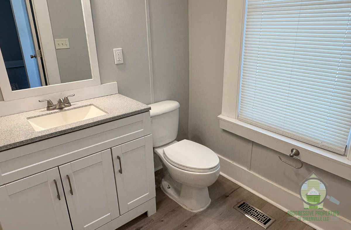 520 Perry Ave #1 - Photo 7 of 14