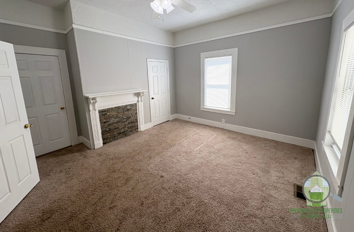 520 Perry Ave #1 - Photo 7 of 16