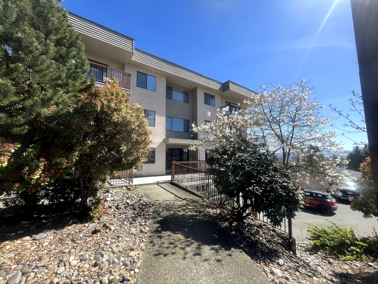 Mainstreet Mission Hills - Photo 2 of 3