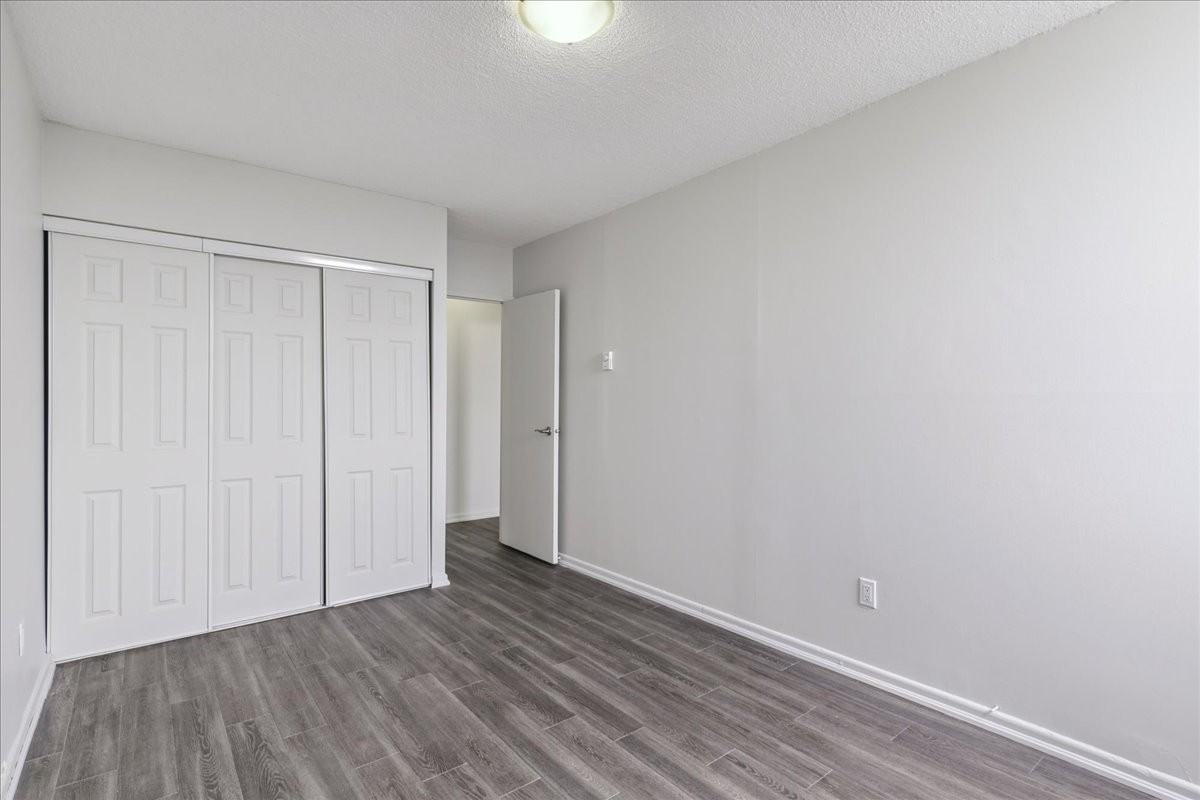 Park Victoria Apartments Co - Photo 4 of 8