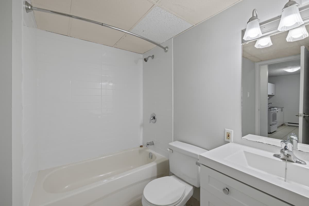 Halifax Apartments MacKeen Towers Co - Photo 6 of 8