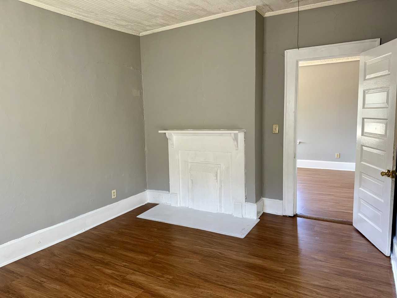 115 W Tinsley St #B - Photo 5 of 16