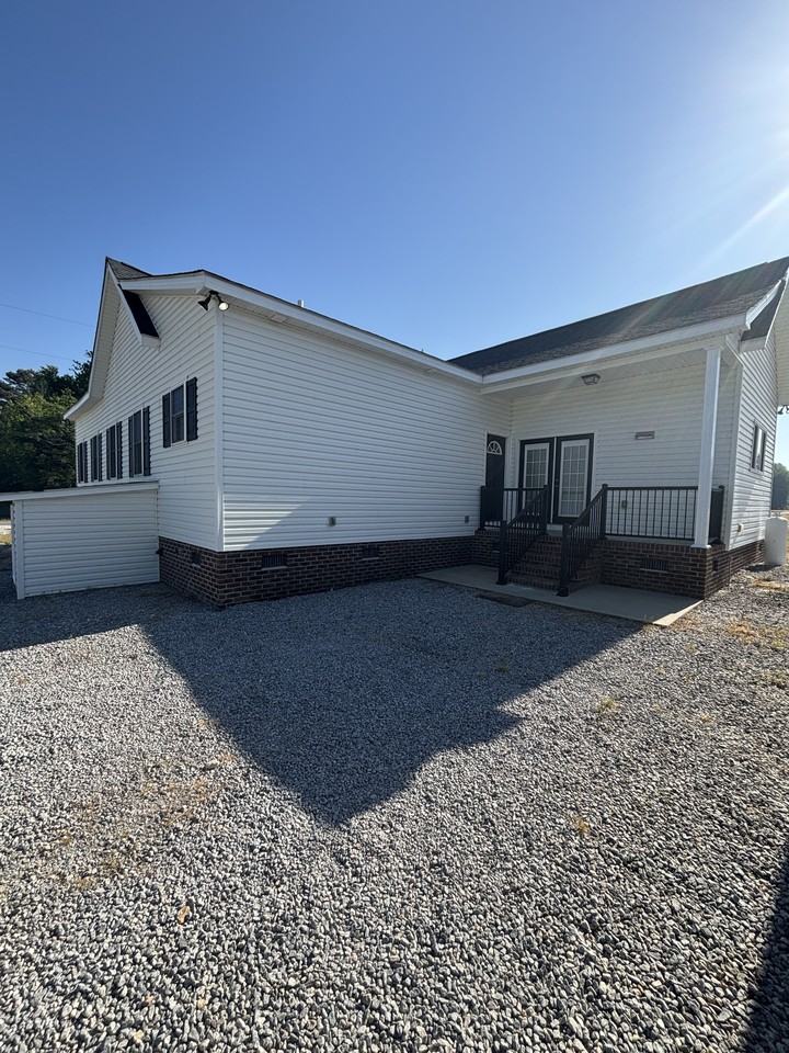 5018 Bryant Pond Rd #1 - Photo 3 of 38