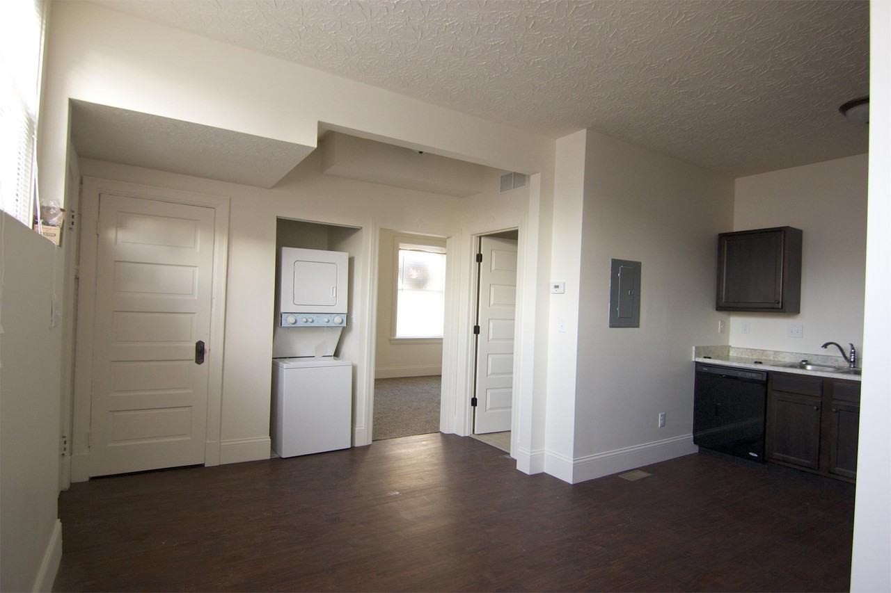 235 Buckeye StreetUnit 3 #3 - Photo 4 of 11