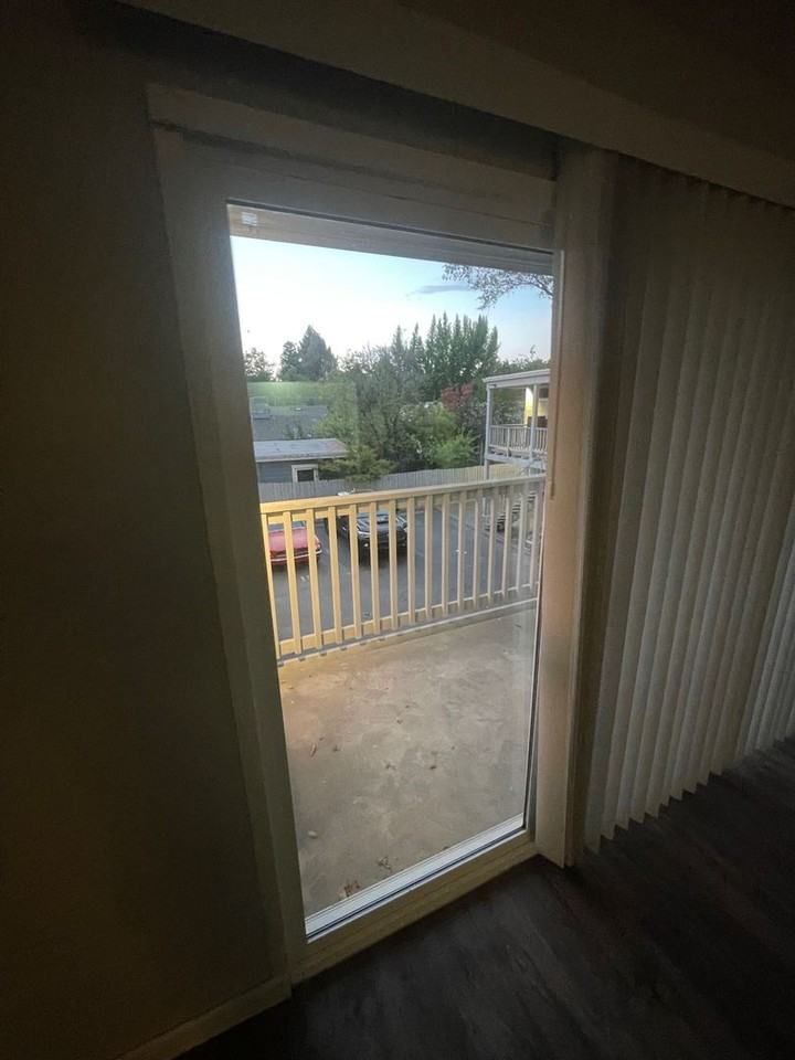 745 F St #15 - Photo 6 of 7