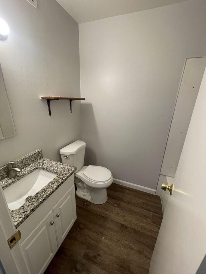 745 F St #15 - Photo 7 of 7