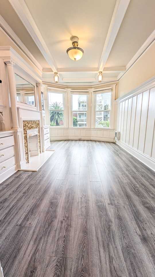 1819A Oak St #1819A - Photo 2 of 16