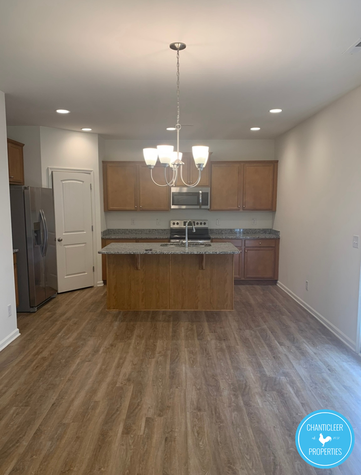 3512 Slippery Elm Dr #1 - Photo 5 of 32