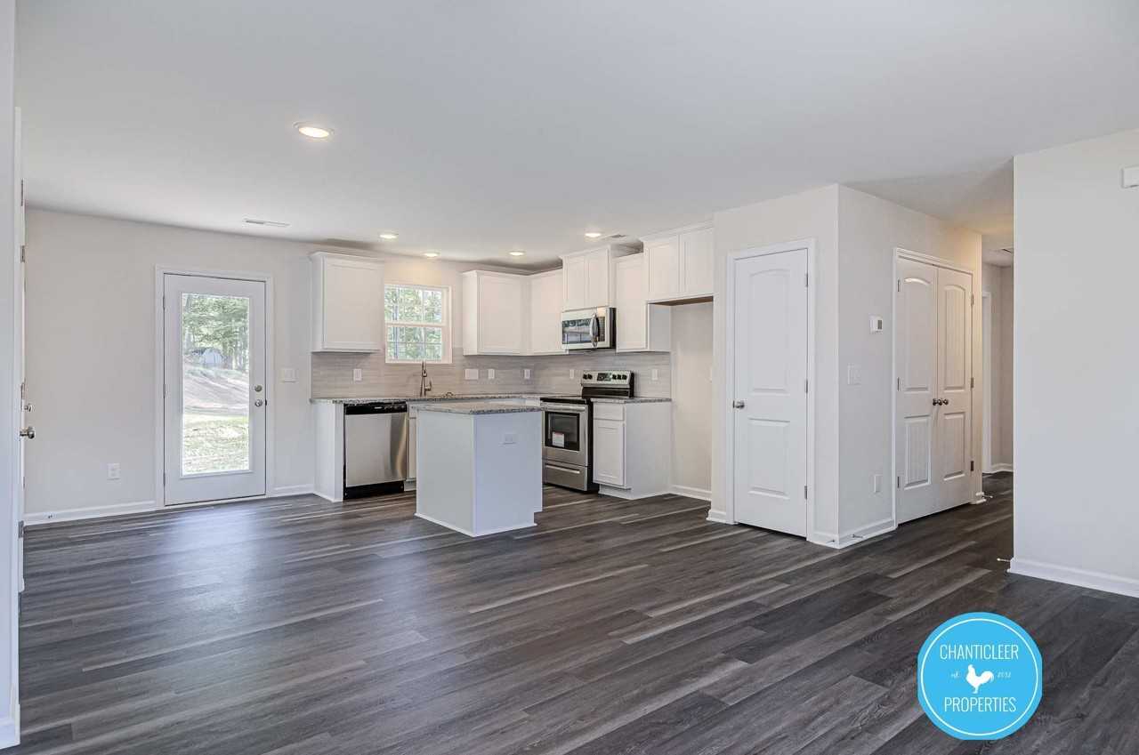 3155 Misty Ridge Dr #1 - Photo 5 of 31