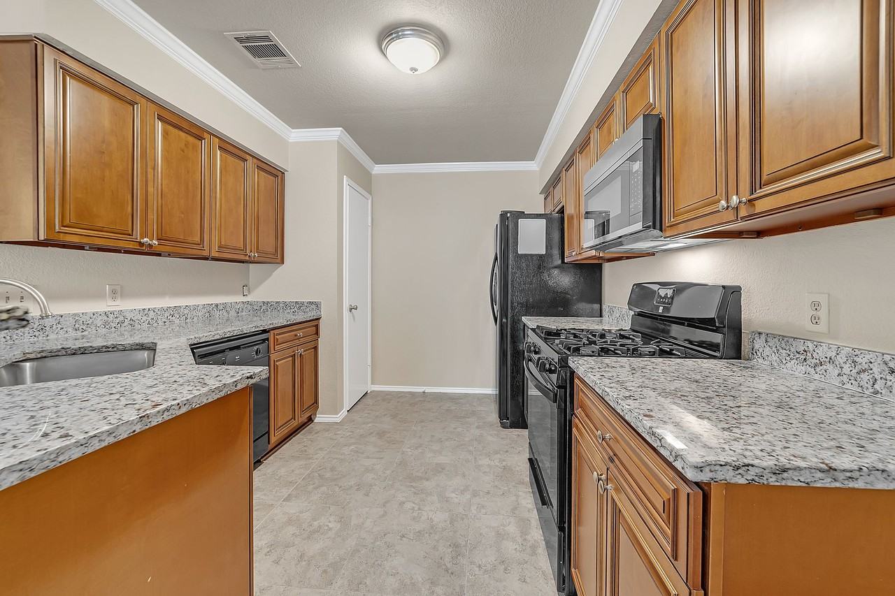 13711 Letti Ln #1 - Photo 3 of 18