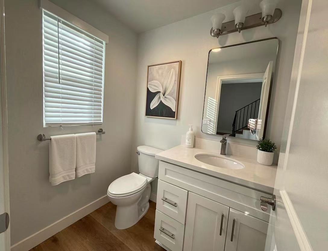 300 W Foothill Blvd #306A - Photo 2 of 10