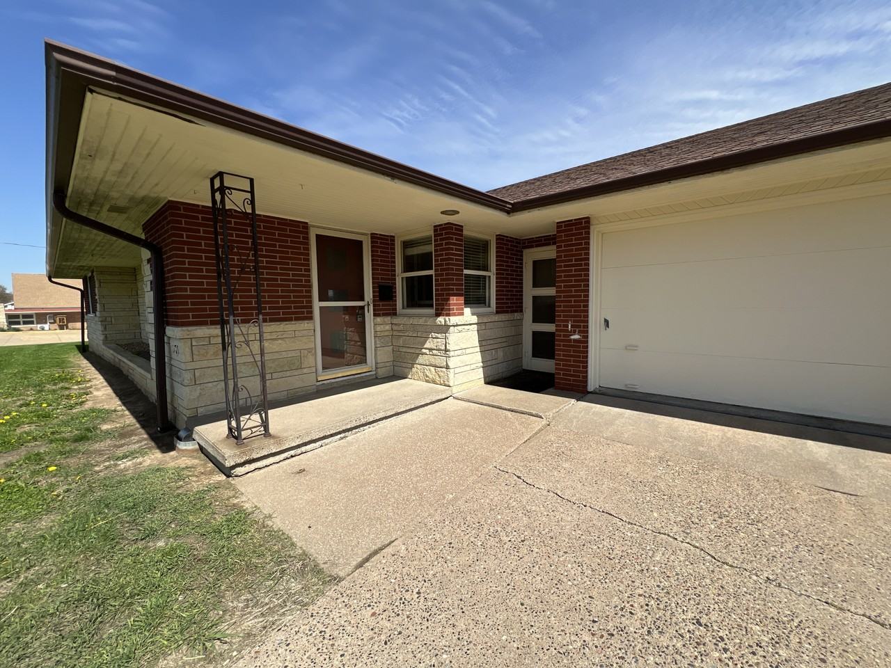 3170 Asbury Rd #1 - Photo 4 of 34