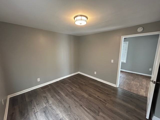 330 E Chestnut St #1 - Photo 4 of 9