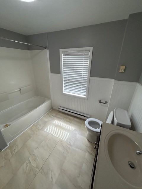 330 E Chestnut St #1 - Photo 7 of 9