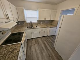2121 Nw 28th St - Photo 1 of 1