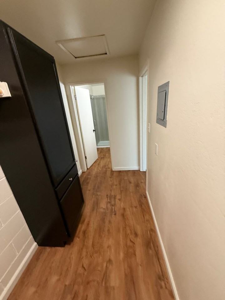 Del Nido Apartments - Photo 4 of 21