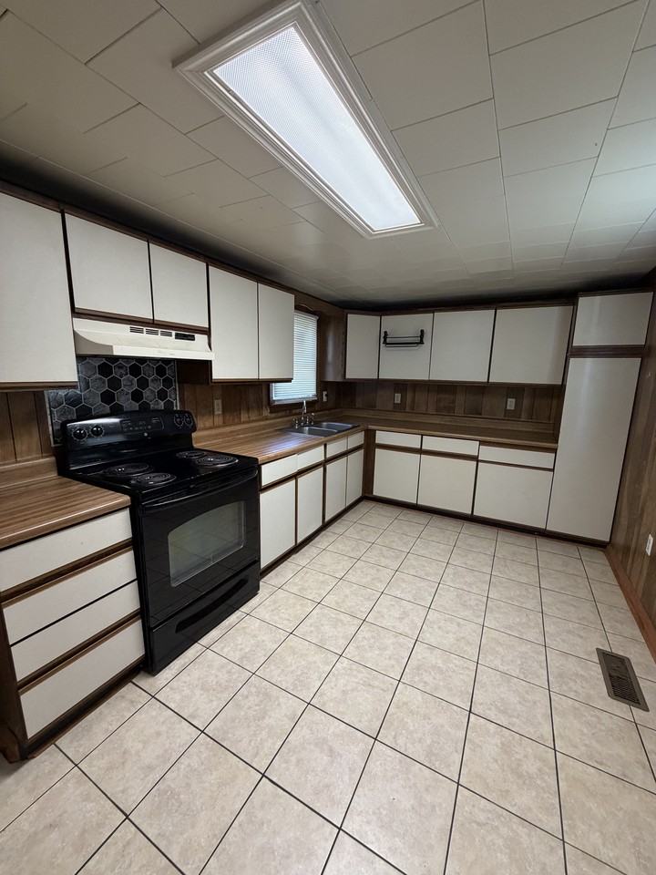 6793 Edwards Ave #1 - Photo 5 of 12