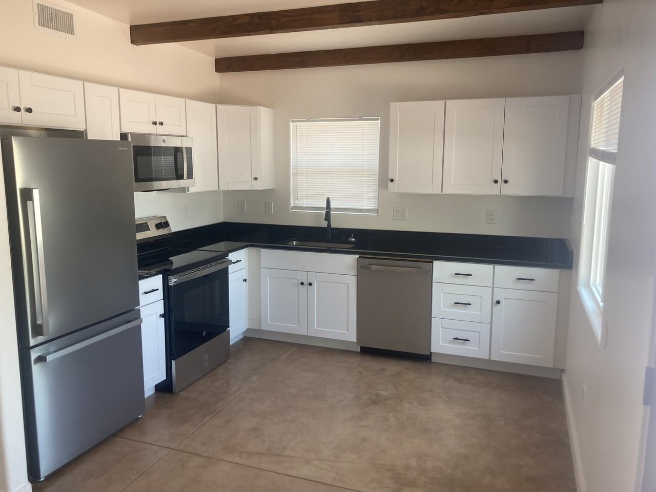 1050 E Water St #1 - Photo 3 of 12