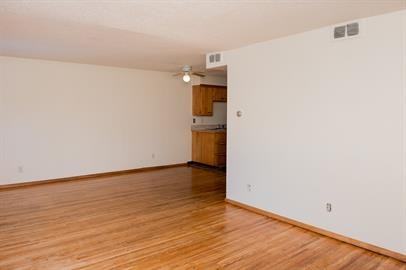 1209 Broadway N #3 - Photo 2 of 8
