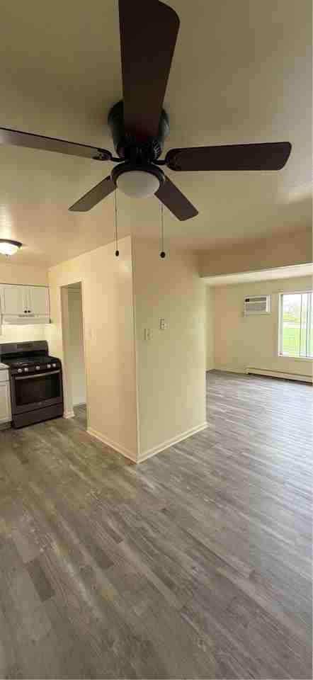 5710 108th St Apt 2c #2C - Photo 3 of 22