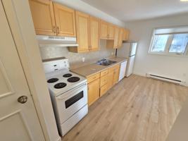 featured image of 355 Prince St #3