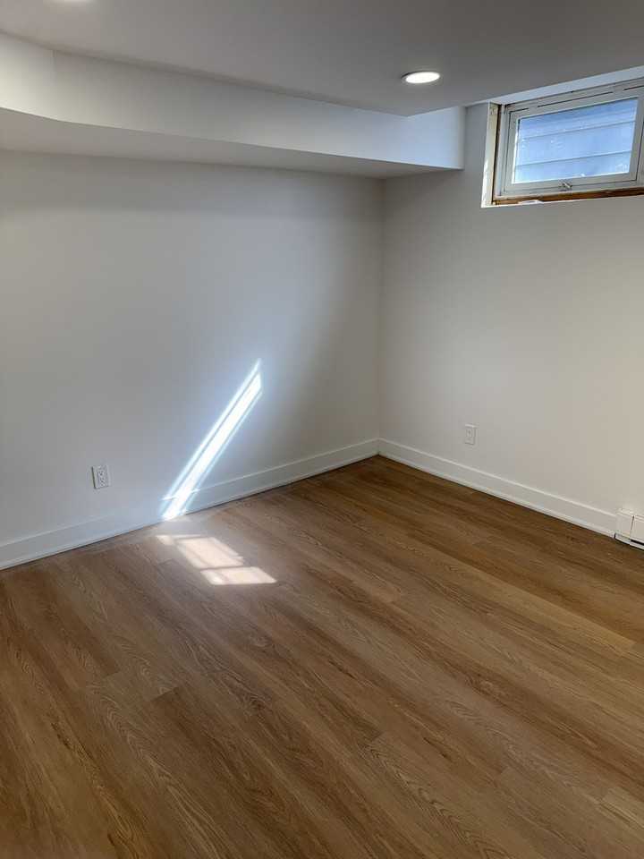 2155 Tawney Rd - Photo 4 of 8