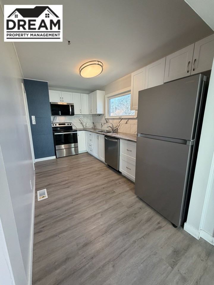 727 Oak Ave #1 - Photo 4 of 18