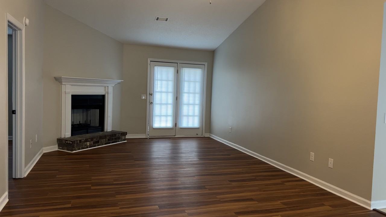 1213 Desert Storm Dr #1 - Photo 4 of 25