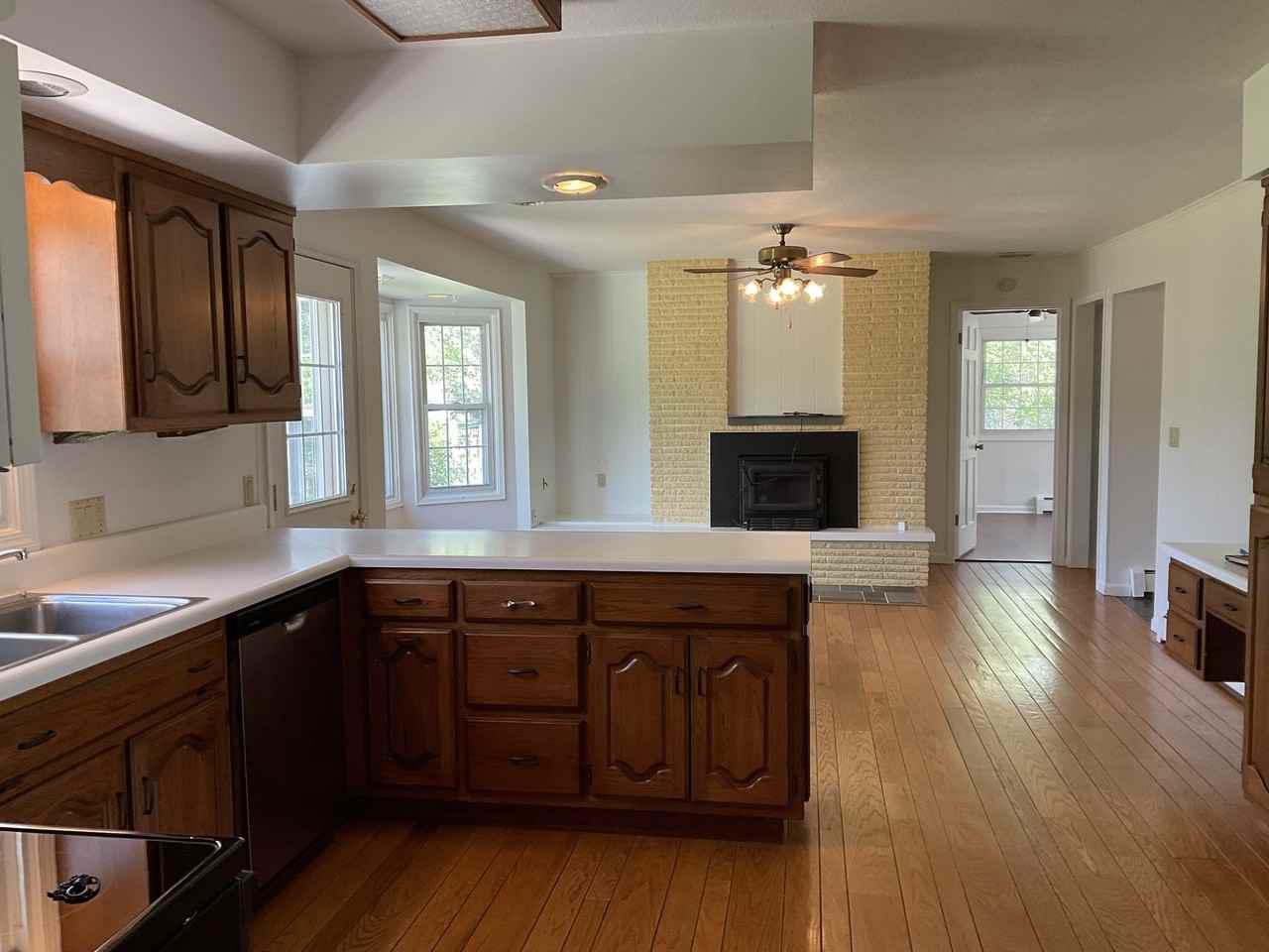 3715 Marigold Dr #1 - Photo 3 of 17