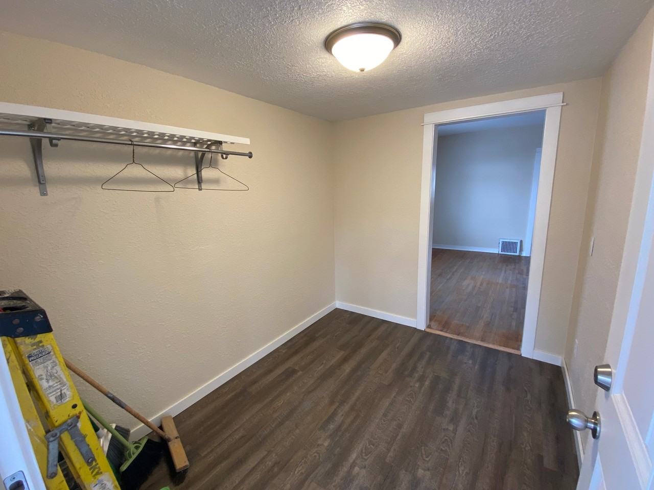 1428 N 4th St #1 - Photo 2 of 10