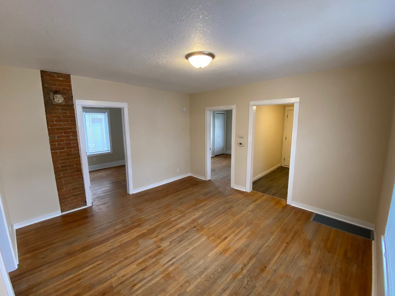 1428 N 4th St #1 - Photo 6 of 10