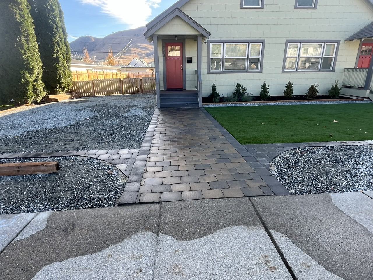 220 E Chelan Ave #220 - Photo 2 of 17