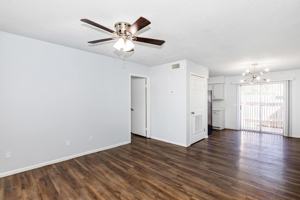 featured image of 1600 Tamarack Ave #15