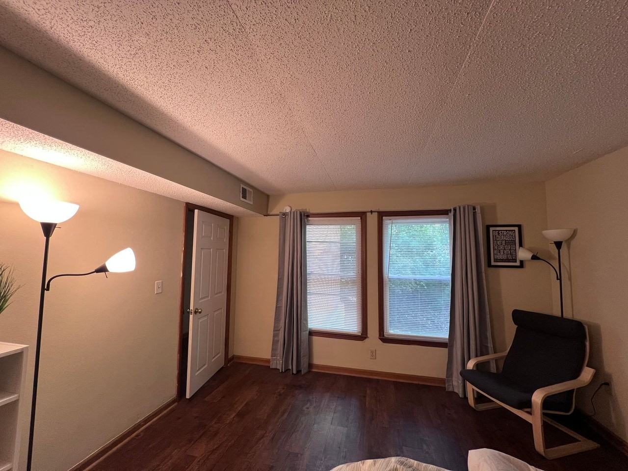 449 Harper Ave - Photo 6 of 13