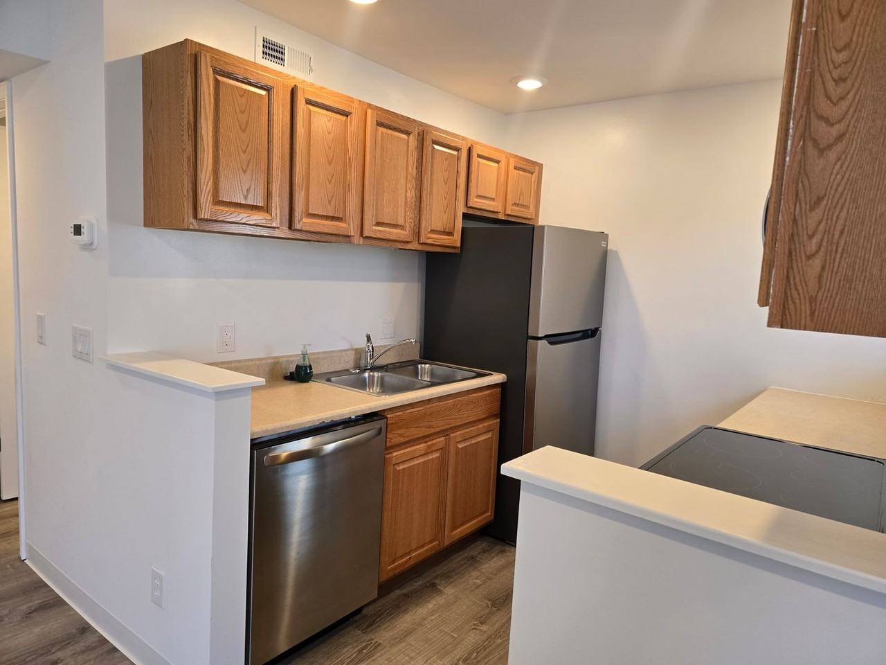 Bent Oak Apartments - Photo 5 of 26